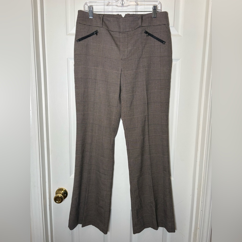 Adrianna Papell Brown & Black Plaid w/ Small Flare Pants. Size 8 NEW WITH TAGS